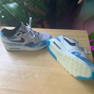 Nike Air Max 1 Woman’s Blue Tie dye Cloud Ice Sole